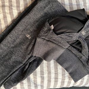 Alo yoga Alosoft high neck bra
